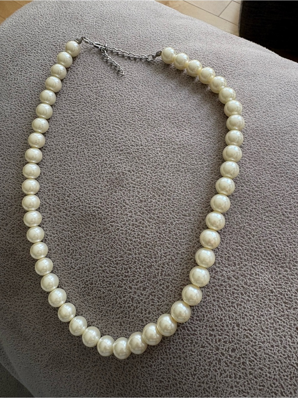 Classic Pearl Bead Necklace - Ivory/White 18”